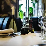 Karmel Apartahotel 3*