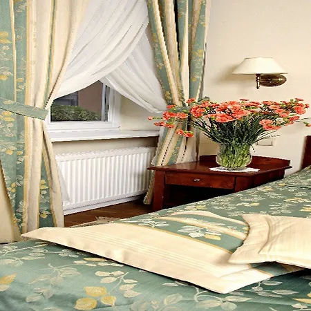 Karmel Lejlighedshotel 3*