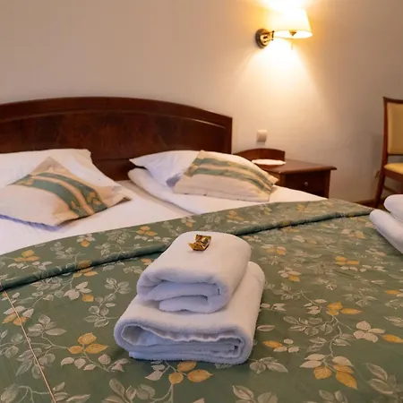 Karmel Aparthotel 3*