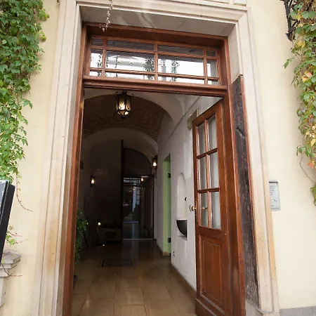 Karmel Lejlighedshotel 3*