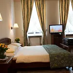 Karmel 3* Krakau